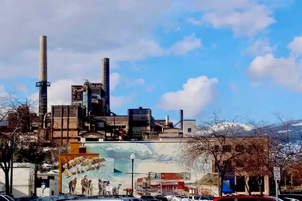 Teck reports Trail zinc production at high end of 2025 forecast